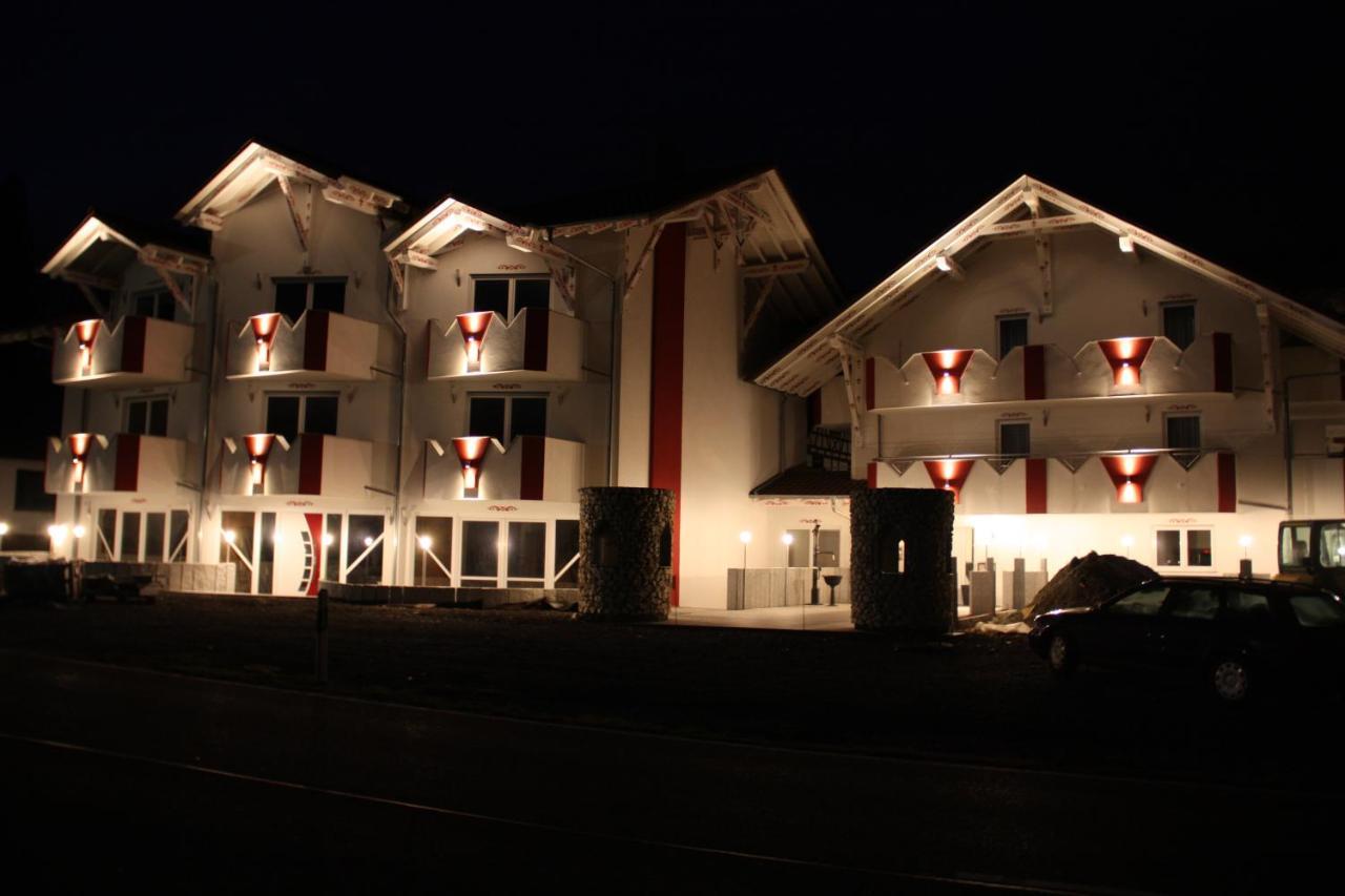 Zum Kreuzritter Aparthotel Wuestenrot Exterior foto